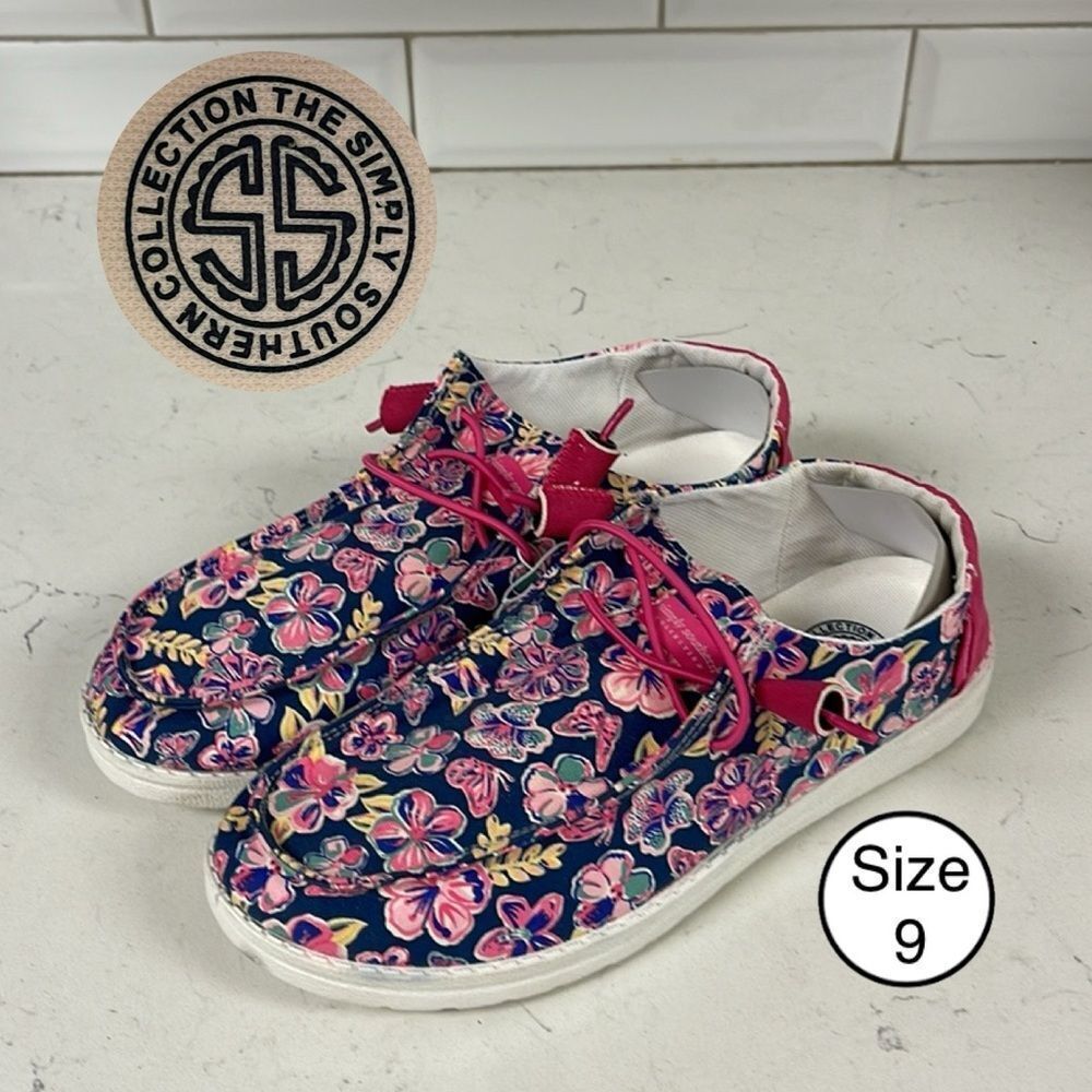 SIMPLY SOUTHERN SLIPON SHOES - BUTTERFLY Women’s Size 9 NWT